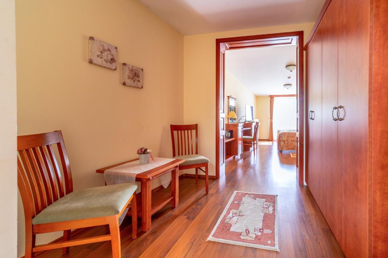 Pannon Hotel Bejelentkezes 20 Oraig, Check-In Until 20 O'Clock, Einchecken Bis 20 Uhr Mohács Dış mekan fotoğraf